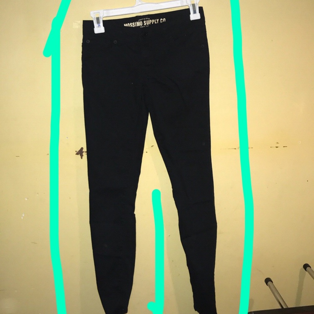 Skinny black jeans